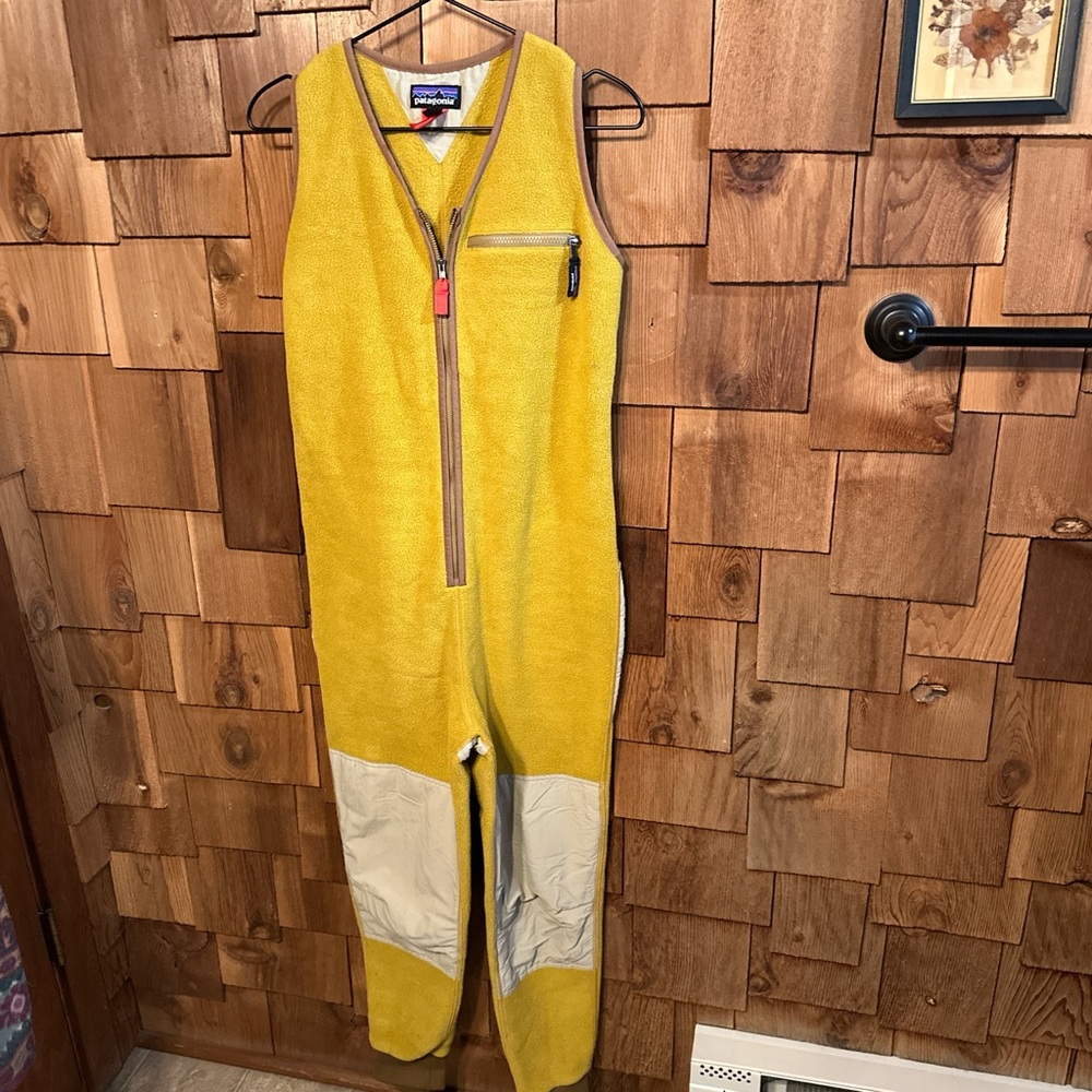 RARE patagonia synchilla fleece one piece jumpsuit